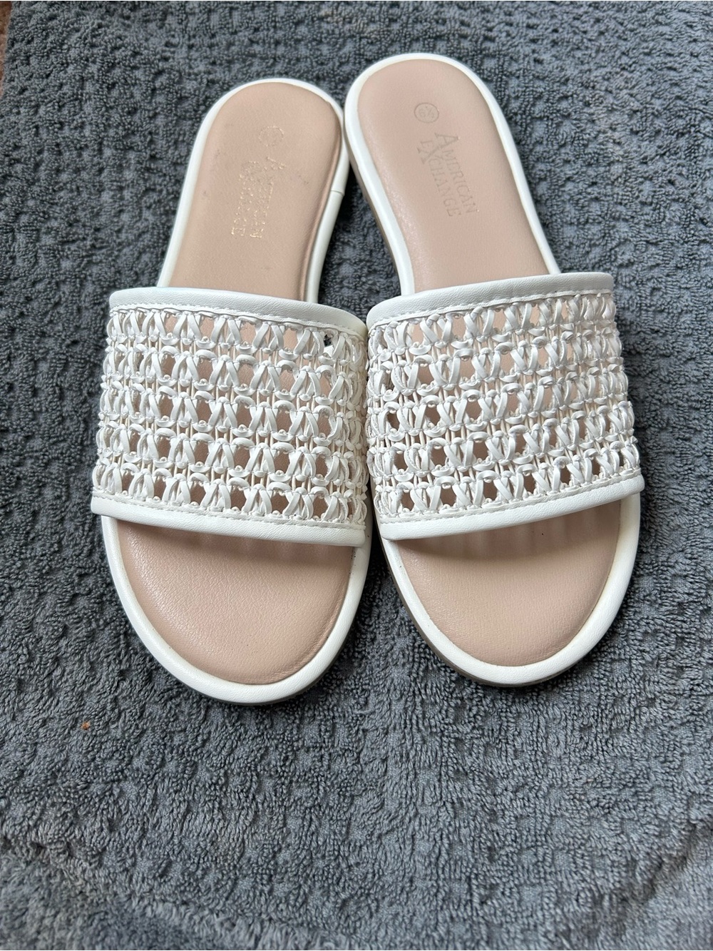 American Exchange White Woven Slide Sandals Summer Beach Vacation Pool size 6.5